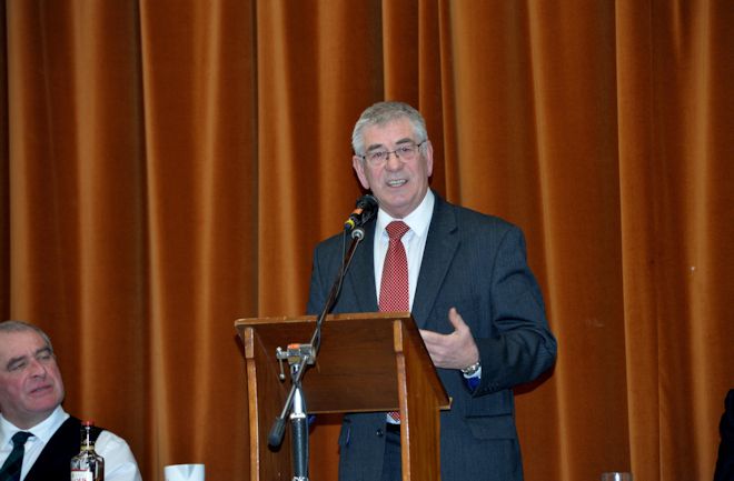 Roy Mack delivering his Toast to the Lassies